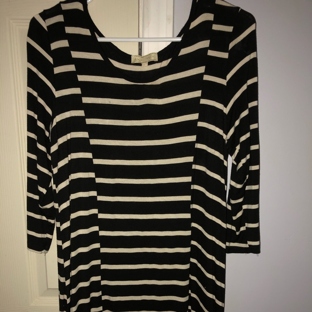 long blouse w/three quarter sleeves